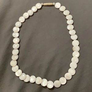 Mother of pearl choker sz 14 inches
